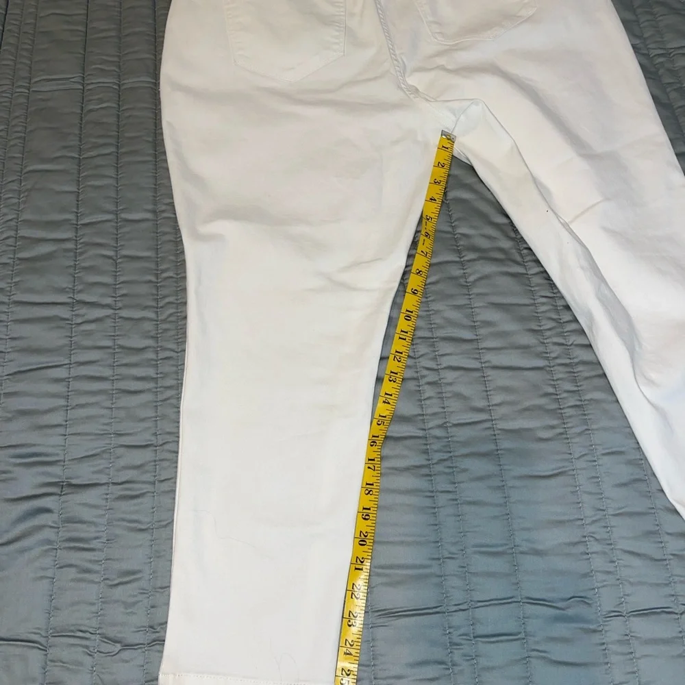 St. John's Bay White Skinny Leg Jeans / Pants-2 Pair (1 NWT) Size 20W - Picture 6 of 10